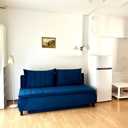 Sosnowy Apartament Józefów Buitenkant foto
